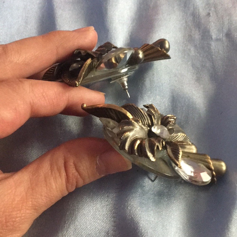 🥜TRADED🥜Vintage silver LARGE floral earrings - Picture 12 of 14